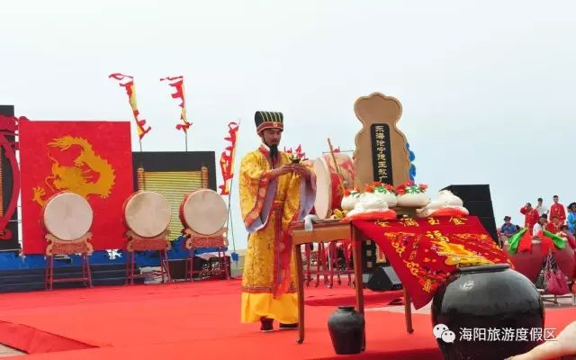 最新秧歌服装，舞动亲情与友情的日常风采