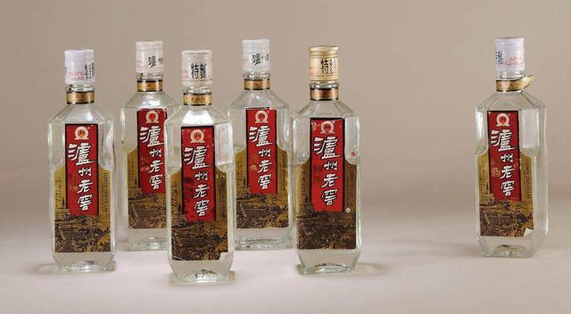 最新白酒招商，酒香中的温情故事与商机探寻