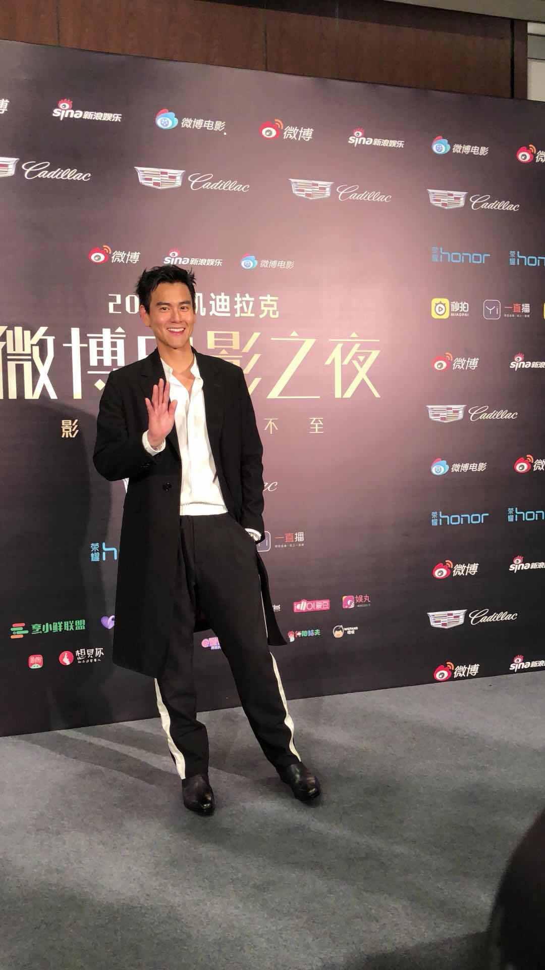 吴磊高清图片大放送，璀璨明星的时尚瞬间